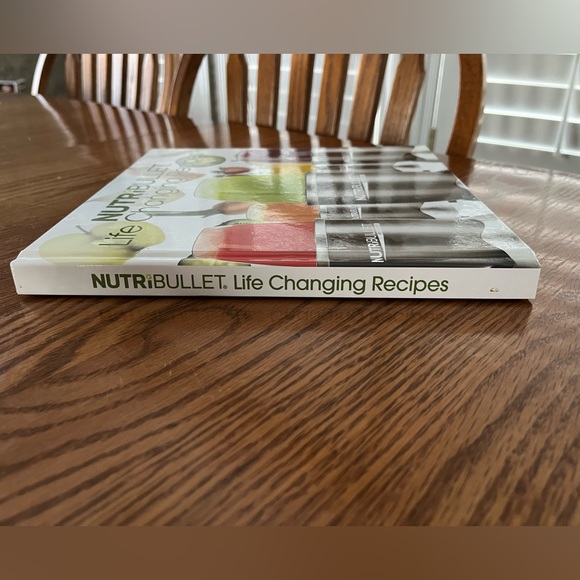 NutriBullet Life Changing Recipes Cookbook - Picture 3 of 3